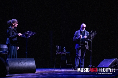 Carlo Lucarelli e Elena Pau 