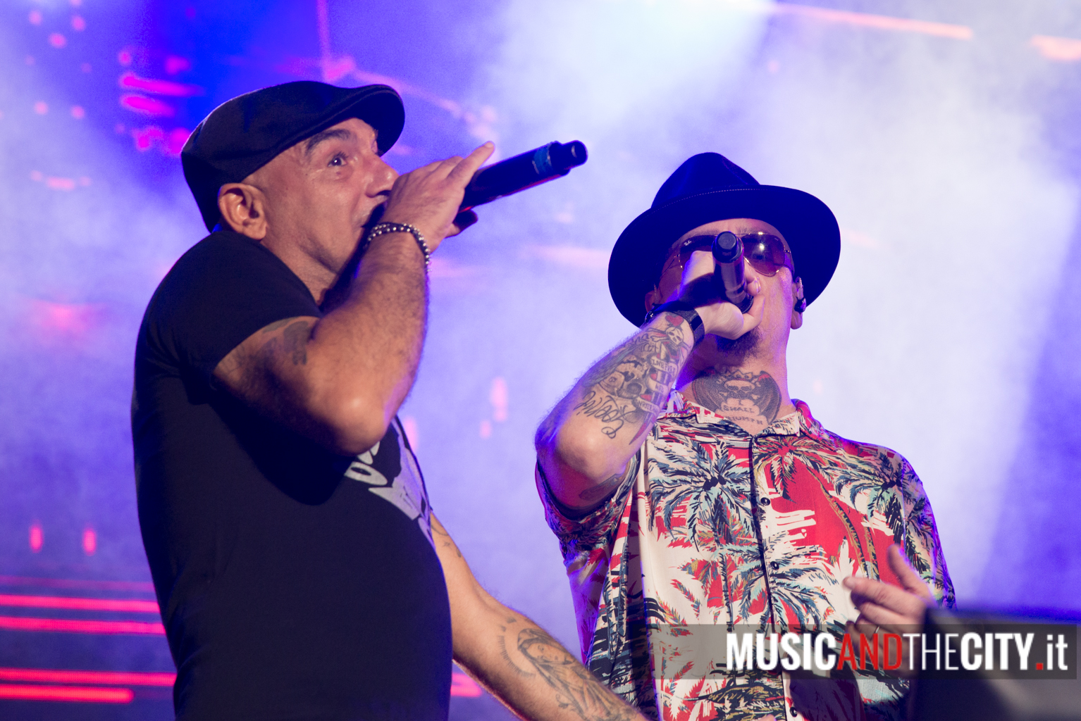 J-Ax+Articolo31 -  Wake Up 2019