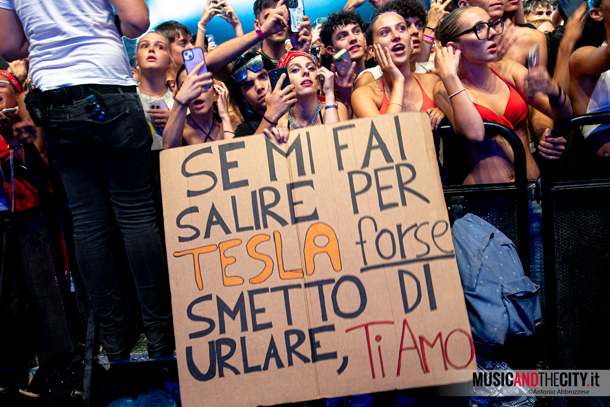 sferaebbasta_collisioni Pubblico