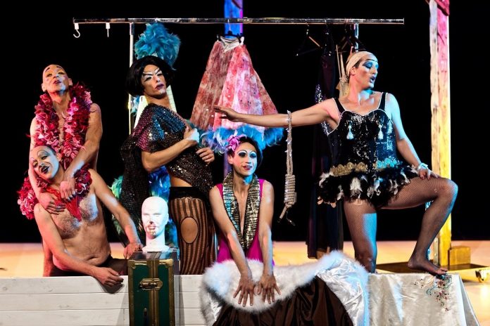 Nina's Drag Queens