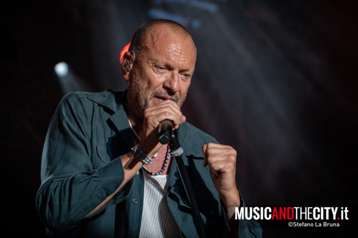 BIAGIO ANTONACCI live